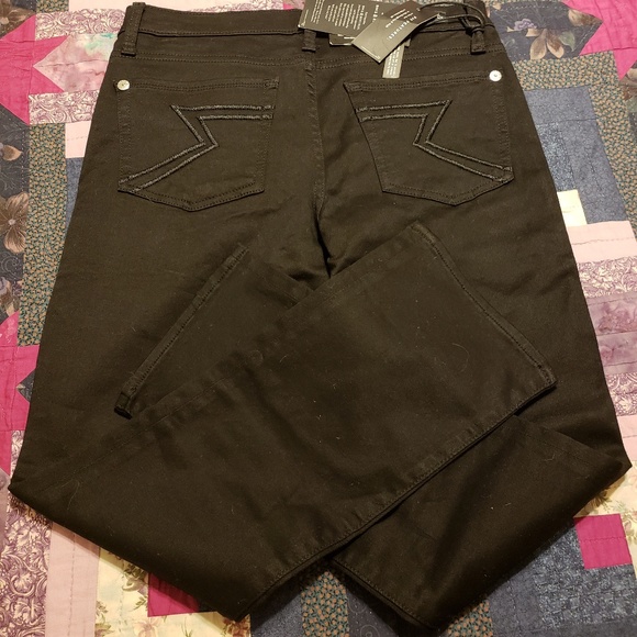 Rock & Republic Capris - Picture 2 of 3